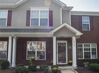 2910 Little Stream Ct, Matthews, NC 28105