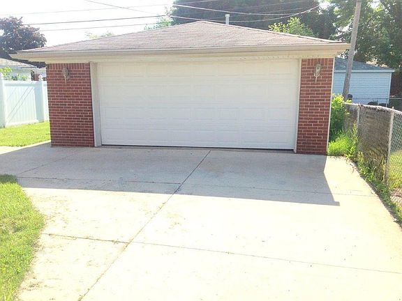2 car garage