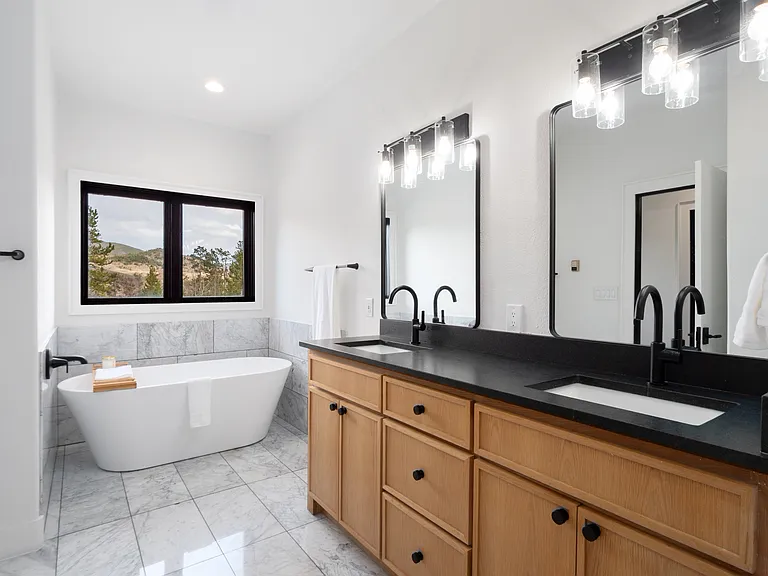 1799 Falcon Dr — Photo 23