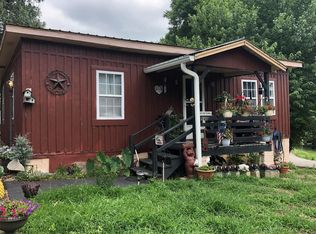 105 Magnolia Ave, Camden, TN 38320
