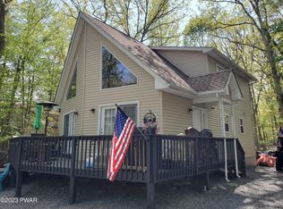 110 Bowspirit Ln, Lackawaxen, PA 18435
