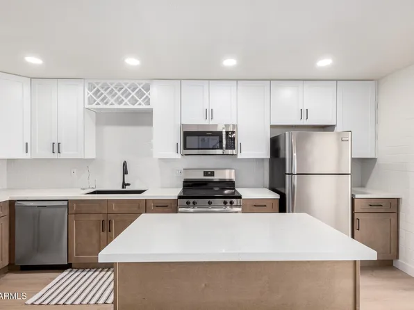 4848 N WOODMERE FAIRWAY -- #15, Scottsdale, AZ 85251