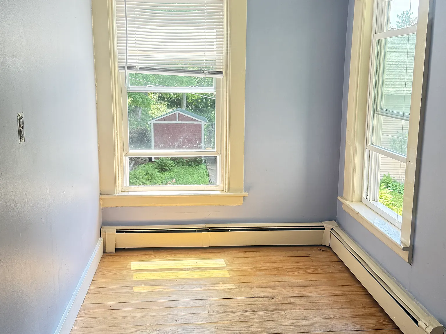 2 bed, 900 sqft, $2,000 — Photo 2