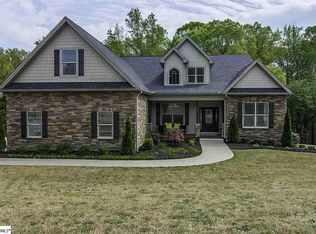 38 Fox Hunt Ln, Greer, SC 29651