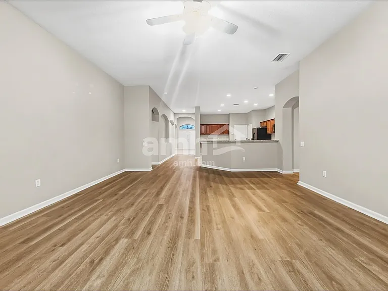 7330 Crescent Palm Dr — Photo 8