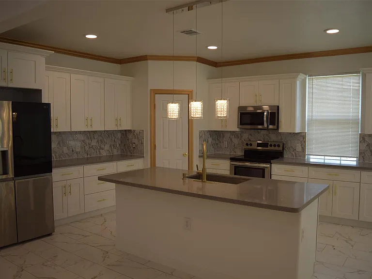 445 Road 5102 #J — Photo 6