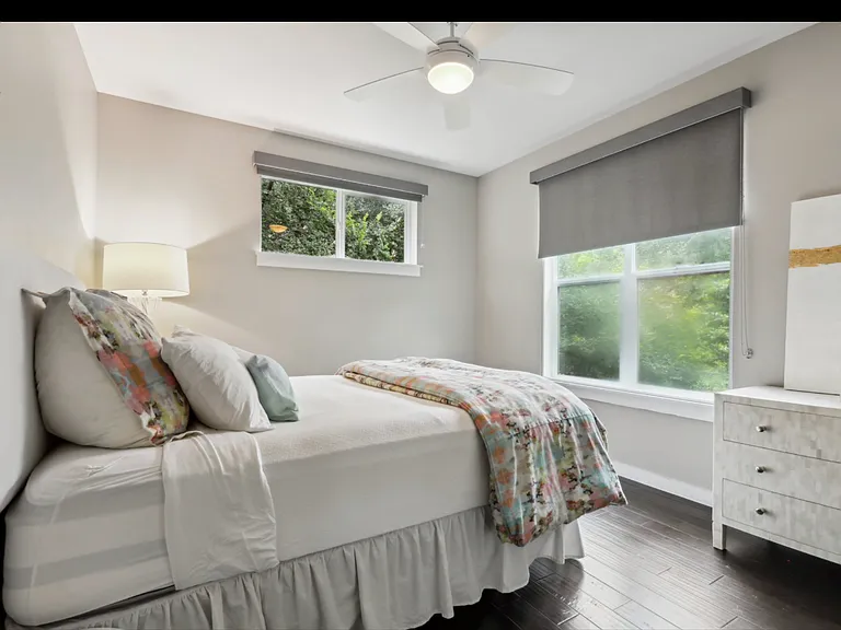 3001 Del Curto Rd — Photo 13