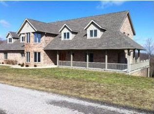 1017 Rariden Hl, Mitchell, IN 47446