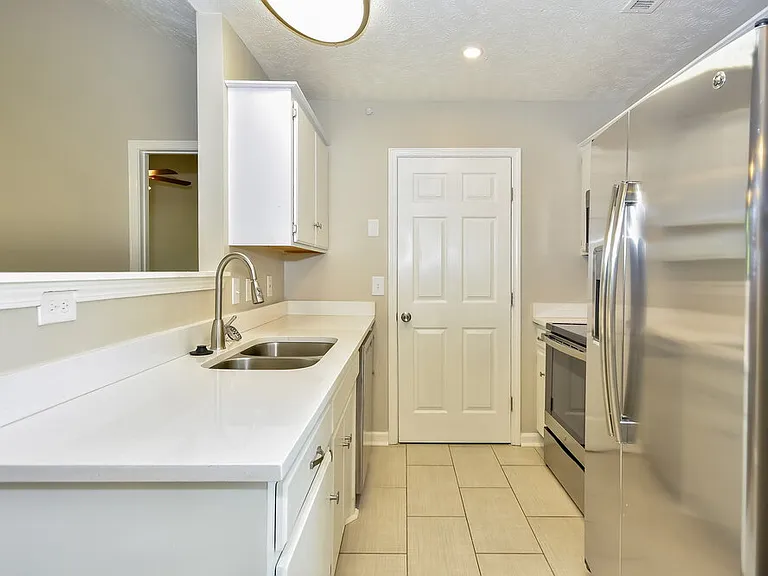 535 Wildwood Dr — Photo 6