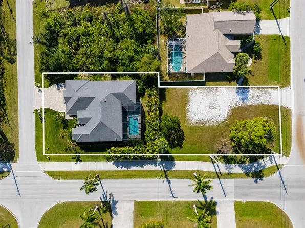 8127 Dimstead St, Port Charlotte, FL 33981