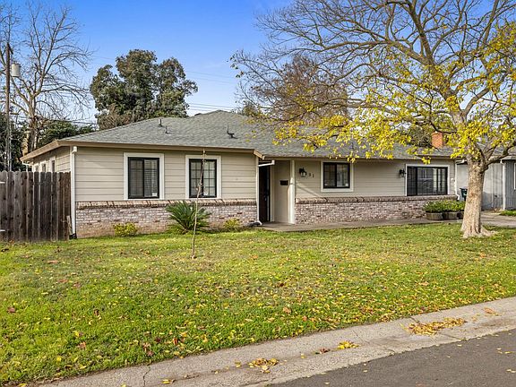 3rd image of 931 Amberwood Rd