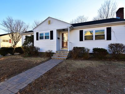 15 Union Ave, Milton, MA, 02186