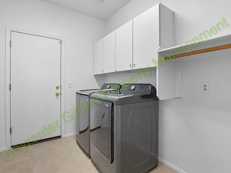 33958 N Barbara Dr — Photo 16