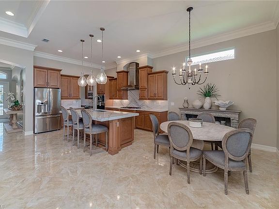 5th image of 9295 Chiasso Cove Ct