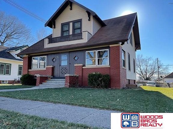 3rd image of 431 South St