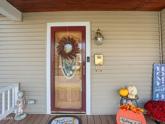 5th image of 402 N Arch St