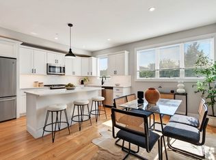 123 Centre St #4, Dorchester Center, MA 02124