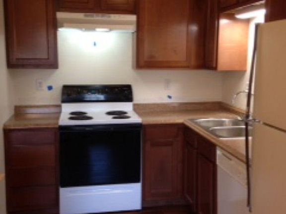 5th image of 710 City Park Ave APT B235
