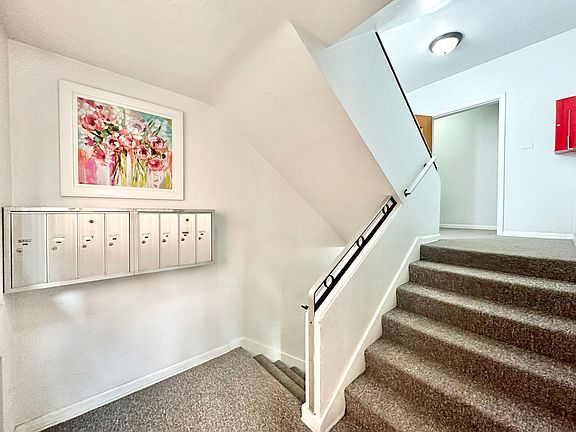 2nd image of 1465 Clayton St APT B1