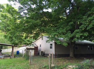 195 Trotters Branch Rd, Union, WV 24983