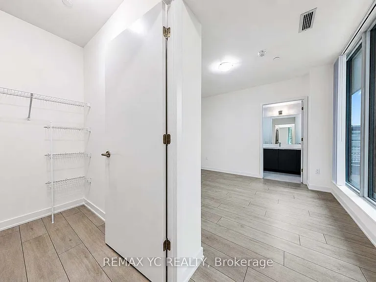 5858 Yonge St #1022 — Photo 25