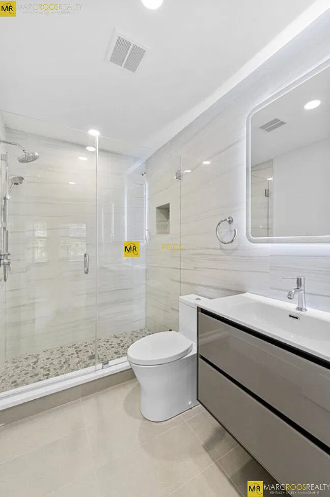 531 Newbury St — Photo 1