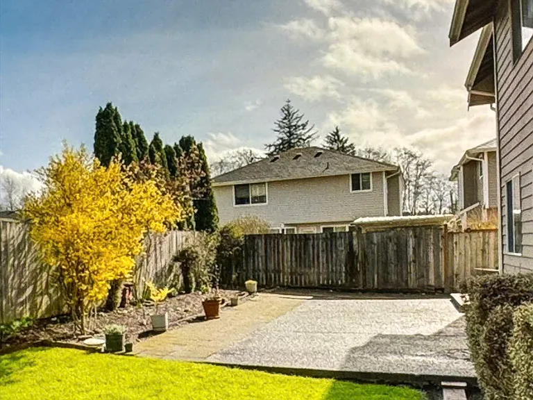 4031 205th Pl SW — Photo 3