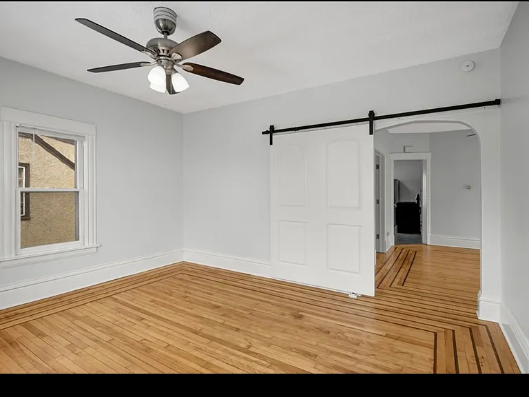 2517 University Ave NE #2 — Photo 3