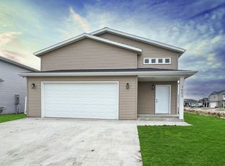 3603 33rd St S, Moorhead, MN 56560
