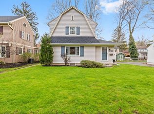 42 Buffard Dr, Rochester, NY 14610