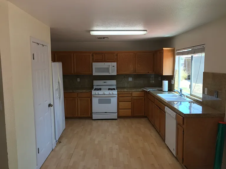 3978 Seagull Ct — Photo 8