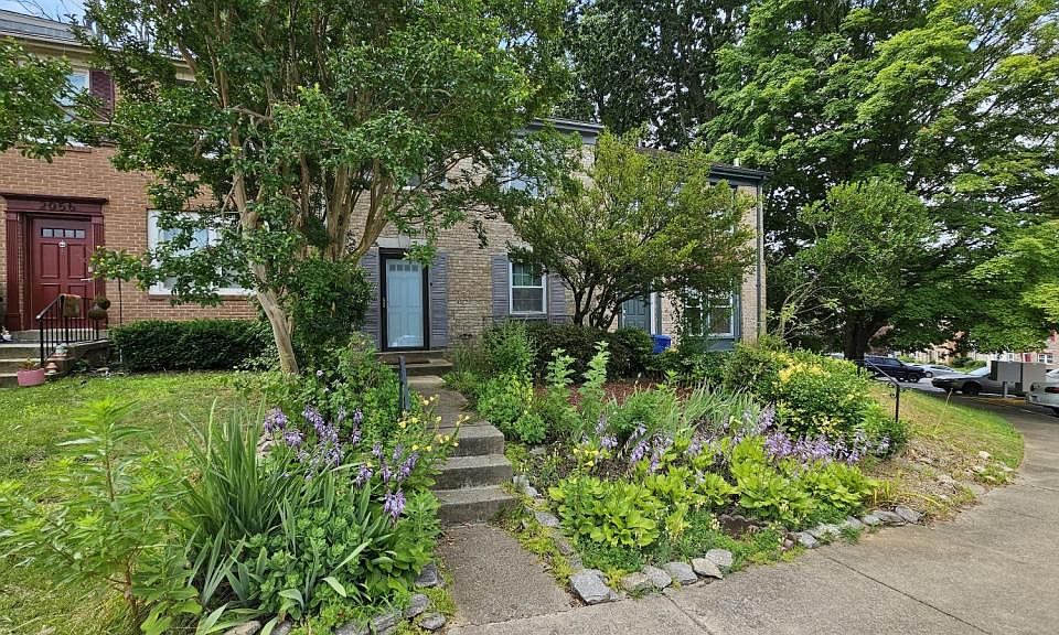 1st image of 2054 Mayflower Dr