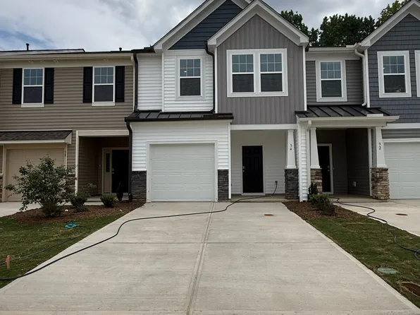 34 Anastasia St, Angier, NC 27501