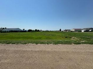 20165 Quail Rd, Pierre, SD 57501