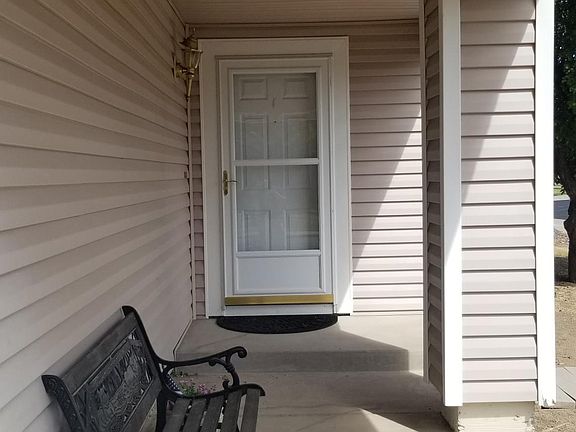 2nd image of 2507 Wabash Cir
