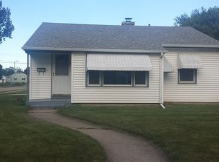 1231 S Terrace St, Janesville, WI 53546