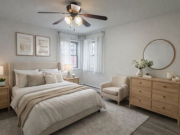 3rd image of 3913 N Central Ave #1E