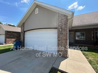 624 S Rilynn Ave, Republic, MO 65738