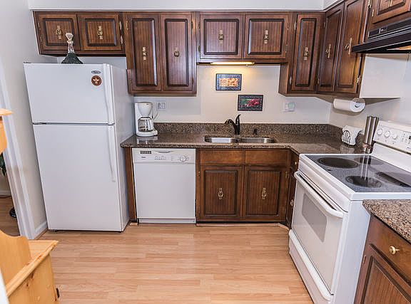 2nd image of 1243 E Baldwin Ln Unit 112
