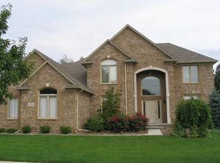 52250 Chickadee, Shelby Twp, MI 48315