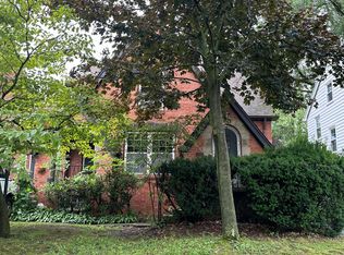 3538 Boynton Rd, Cleveland Heights, OH 44121