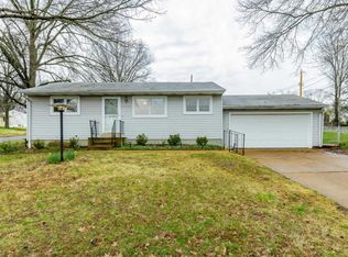10439 Roscommon Dr, Saint Louis, MO 63123