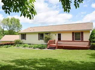 19 Lancashire Dr, Ithaca, NY 14850