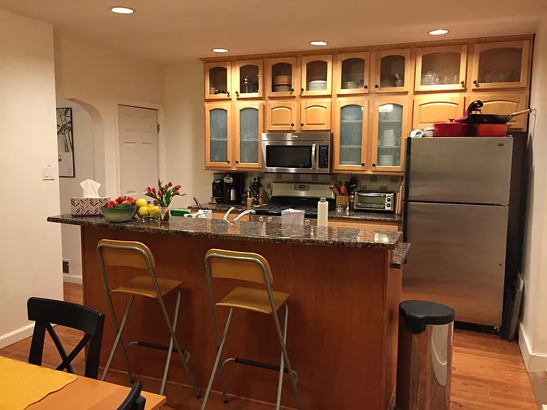 2314 Eldridge St — Photo 14