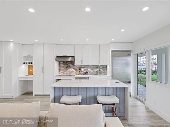 2nd image of 2895 NE 32nd St #107
