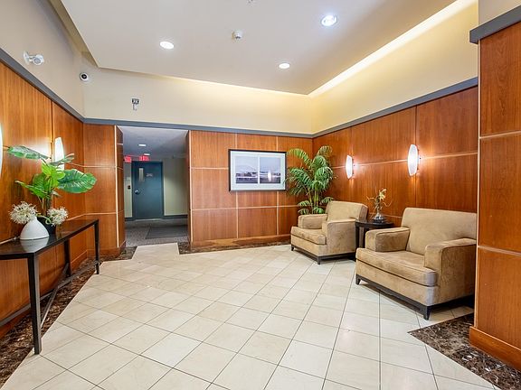 2nd image of 5133 Garden City Rd #1108
