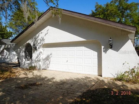 4th image of 574 Orange Dr