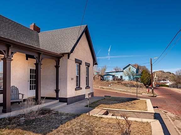 5th image of 301 S Convent St