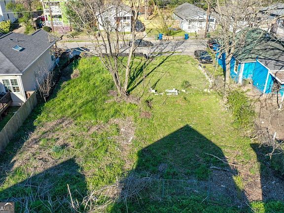 3rd image of 1162 McDaniel St SW