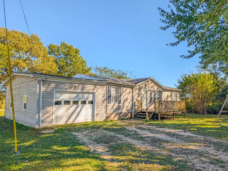 1483 Kemp Rd — Photo 19